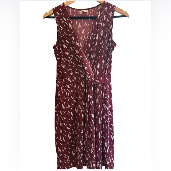Kaileigh Dresses & Skirts - Kaileigh XXL Burgundy Sleeveless Dress